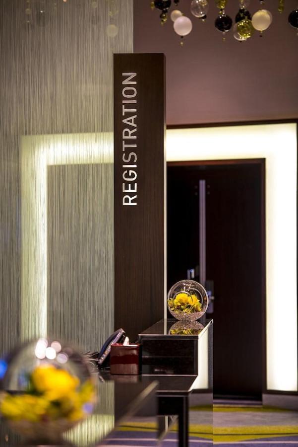 Vdara Hotel & Spa At Aria Las Vegas By Suiteness エクステリア 写真